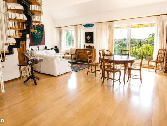 Appartement 5 pièces 155 m²