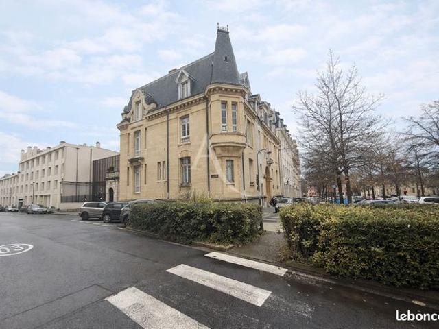Appartement 5 pièces 156 m²