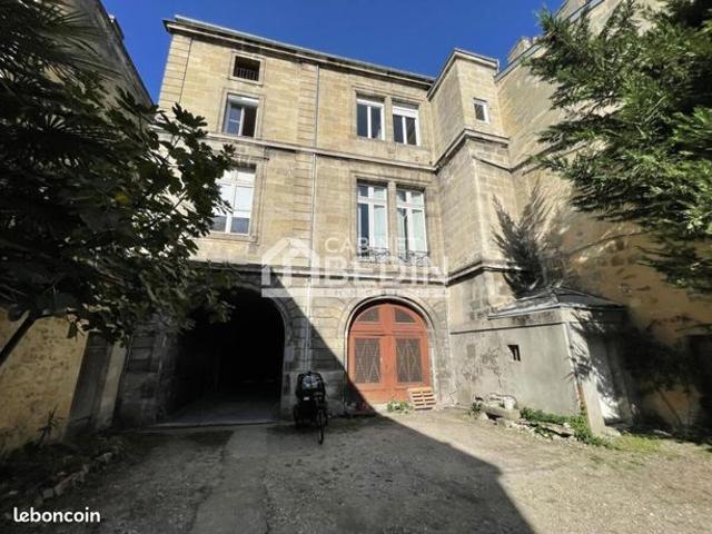 Appartement 5 pièces 156 m²