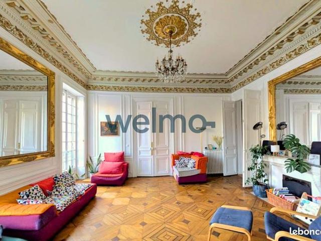 Appartement 5 pièces 156 m²