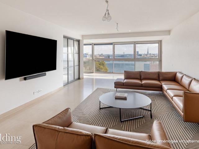 Appartement 5 pièces 156 m²