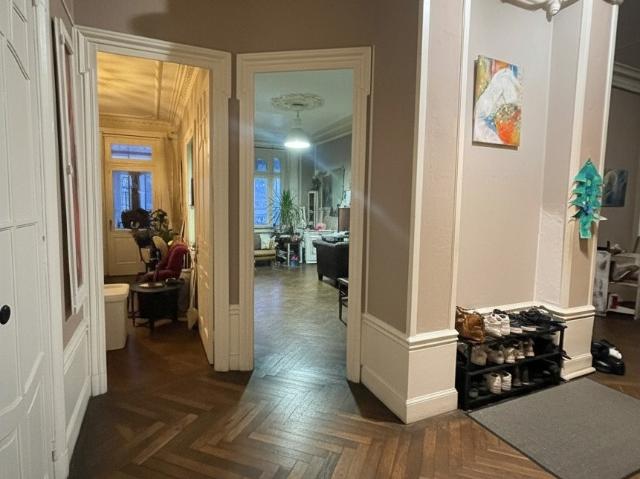 Appartement 5 pièces 156 m²