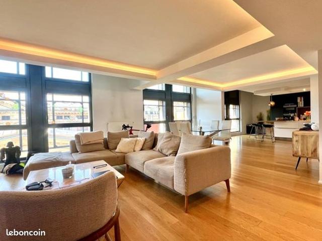Appartement 5 pièces 156 m²