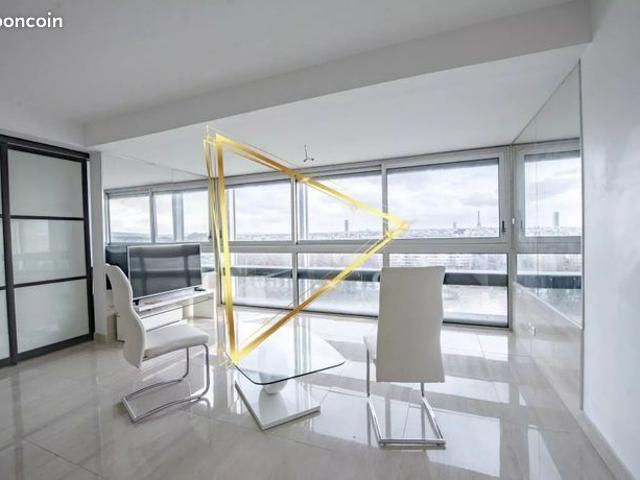 Appartement 5 pièces 156 m²