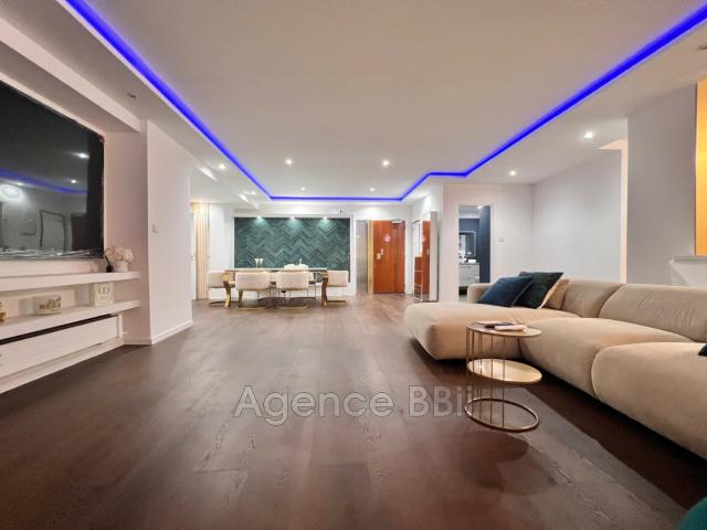 Appartement 5 pièces 157 m²