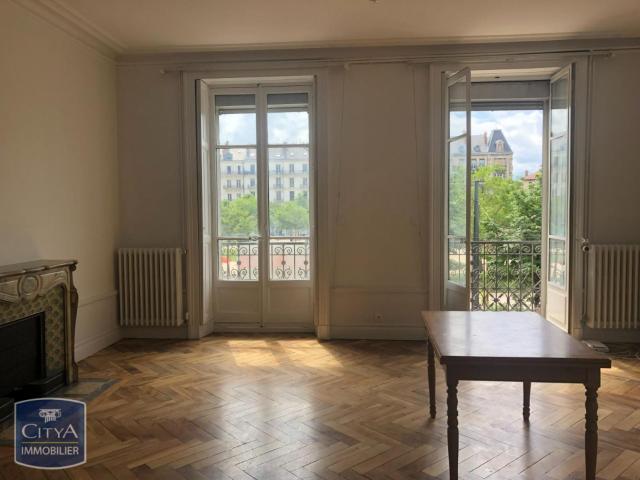 Appartement 5 pièces 157 m²