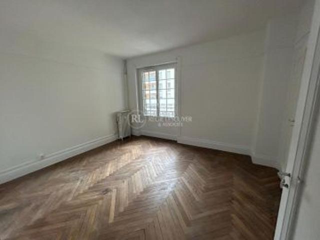 Appartement 5 pièces 158 m²