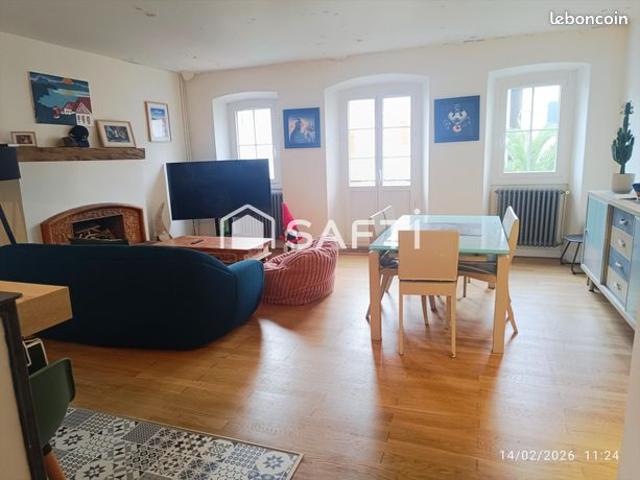 Appartement 5 pièces 158 m²