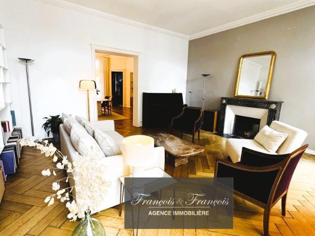Appartement 5 pièces 158 m²