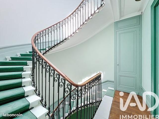 Appartement 5 pièces 158 m²
