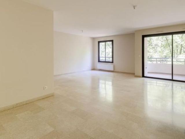 Appartement 5 pièces 158 m²