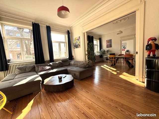 Appartement 5 pièces 159 m²