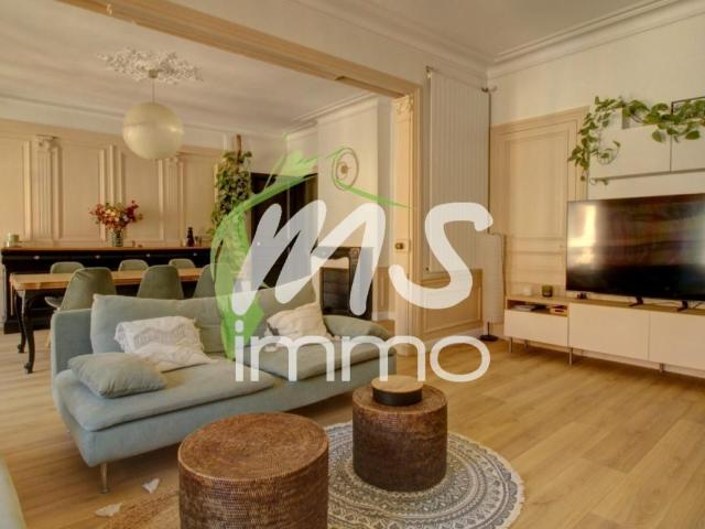 Appartement 5 pièces 159 m²