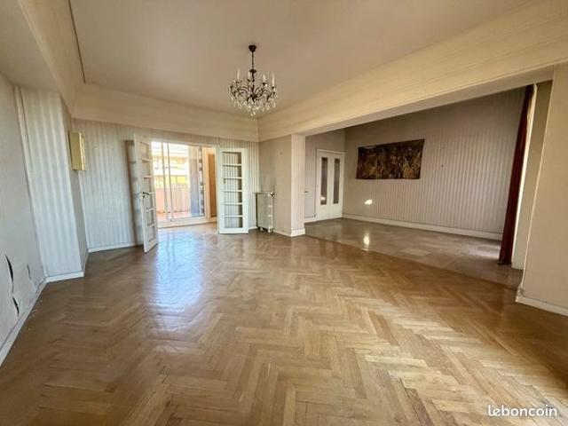 Appartement 5 pièces 160 m²