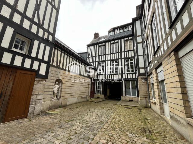 Appartement 5 pièces 154 m²