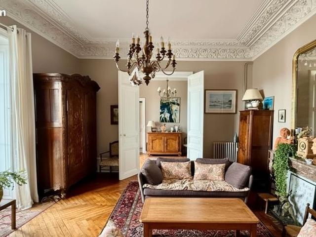 Appartement 5 pièces 160 m²