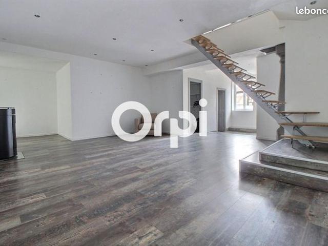 Appartement 5 pièces 160 m²