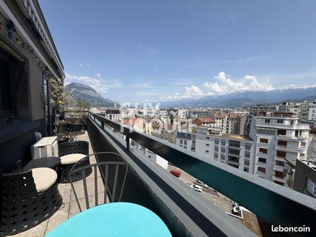 Appartement 5 pièces 160 m²