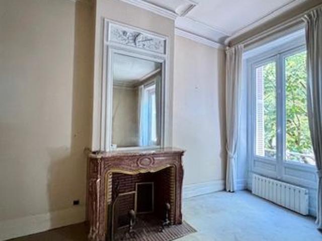 Appartement 5 pièces 160 m²