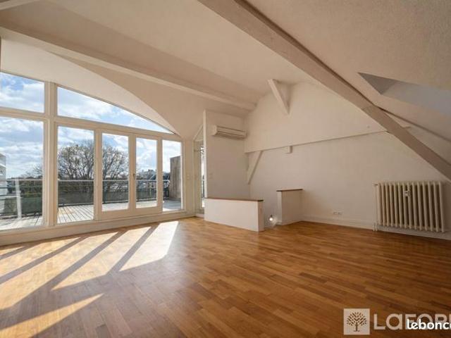 Appartement 5 pièces 160 m²