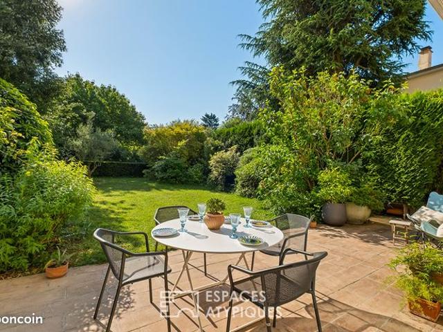 Appartement 5 pièces 160 m²