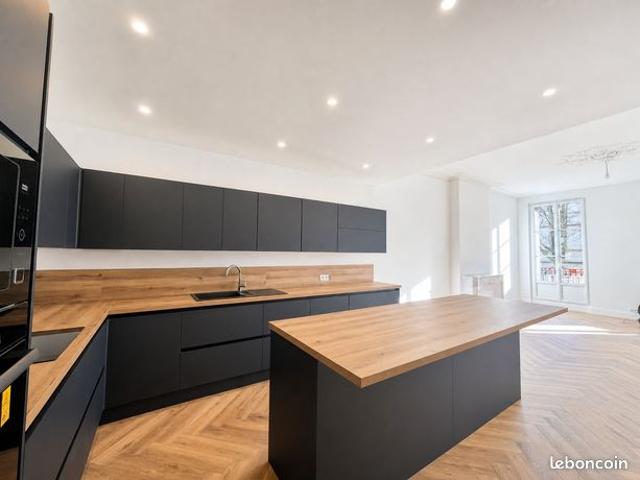 Appartement 5 pièces 160 m²