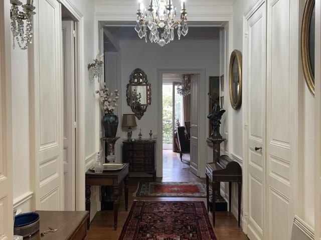 Appartement 5 pièces 160 m²
