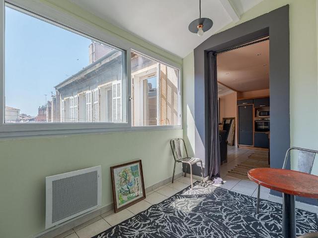 Appartement 5 pièces, 160 m² à louer à Marseille 6 13006