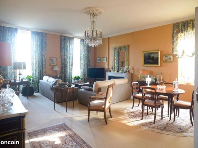 Appartement 5 pièces 161 m²
