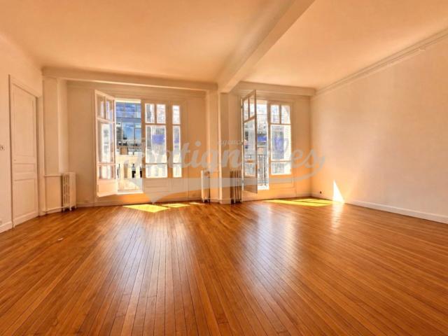 Appartement 5 pièces 161 m²