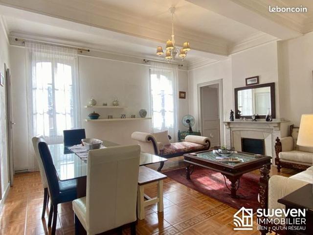 Appartement 5 pièces 162 m²