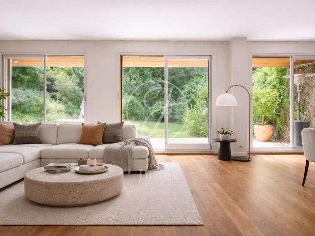 Appartement 5 pièces 162 m²