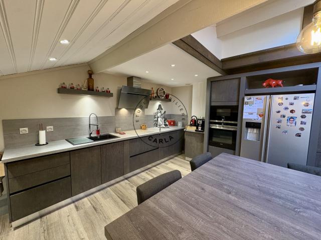 Appartement 5 pièces 162 m²