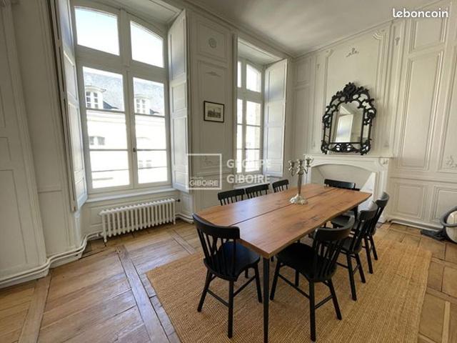 Appartement 5 pièces 163 m²