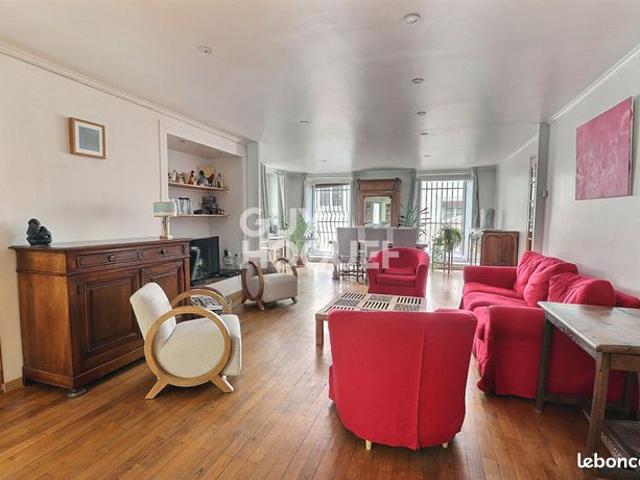 Appartement 5 pièces 163 m²