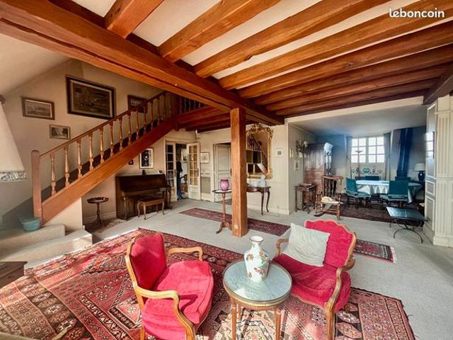 Appartement 5 pièces 163 m²