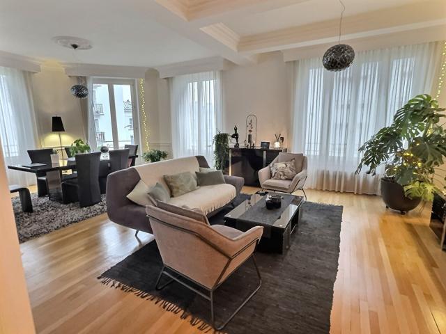 Appartement 5 pièces 163 m²