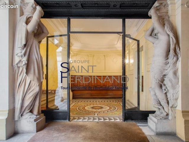 Appartement 5 pièces 164 m²
