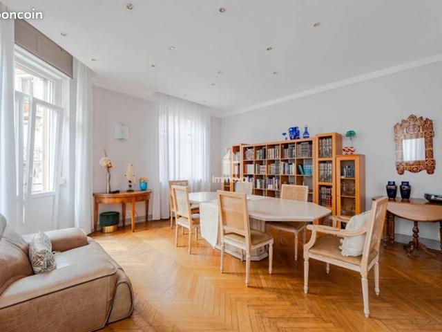 Appartement 5 pièces 164 m²