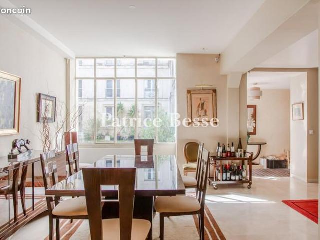 Appartement 5 pièces 164 m²