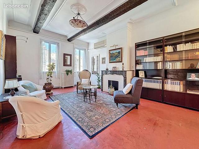 Appartement 5 pièces 165 m²