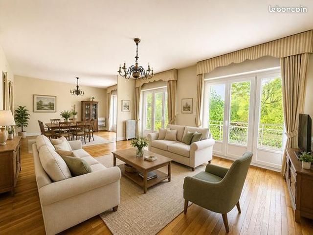 Appartement 5 pièces 165 m²