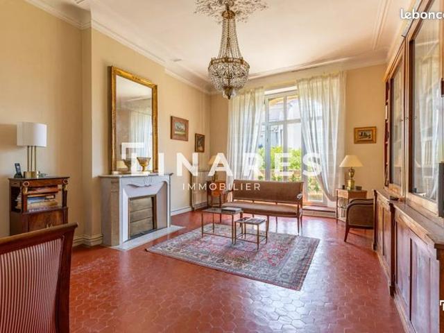 Appartement 5 pièces 166 m²