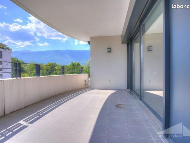 Appartement 5 pièces 166 m²