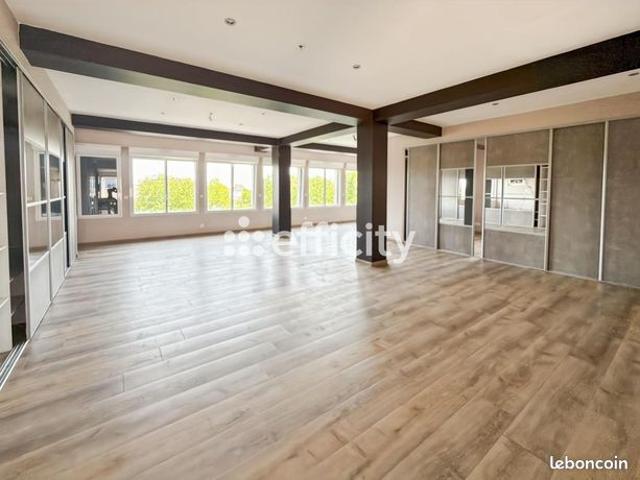 Appartement 5 pièces 166 m²