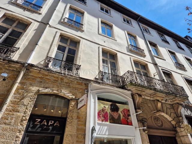 Appartement 5 pièces 167 m²