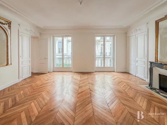 Appartement 5 pièces 168 m²