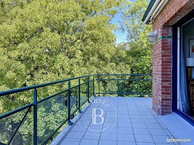 Appartement 5 pièces 169 m²