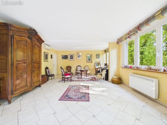 Appartement 5 pièces 170 m²