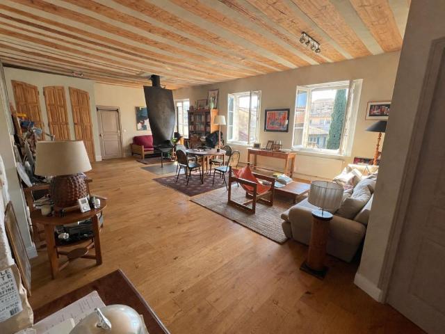 Appartement 5 pièces 171 m²